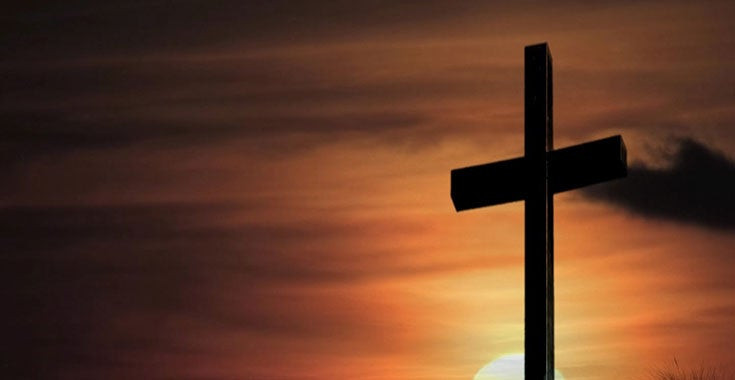 Ο Σταυρός, το σύμβολο τoυ μαρτυρίου και της νίκης, υψώθηκε ξανά στην Μαλούλα της Συρίας (εικόνες)